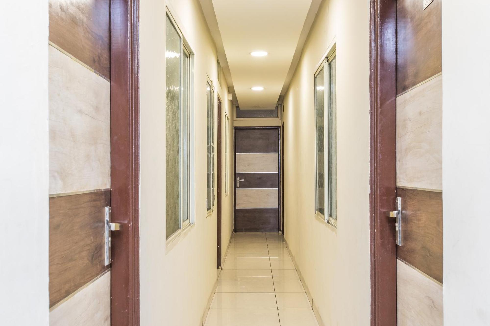 Hotel Mehar Residency Indaur Kültér fotó