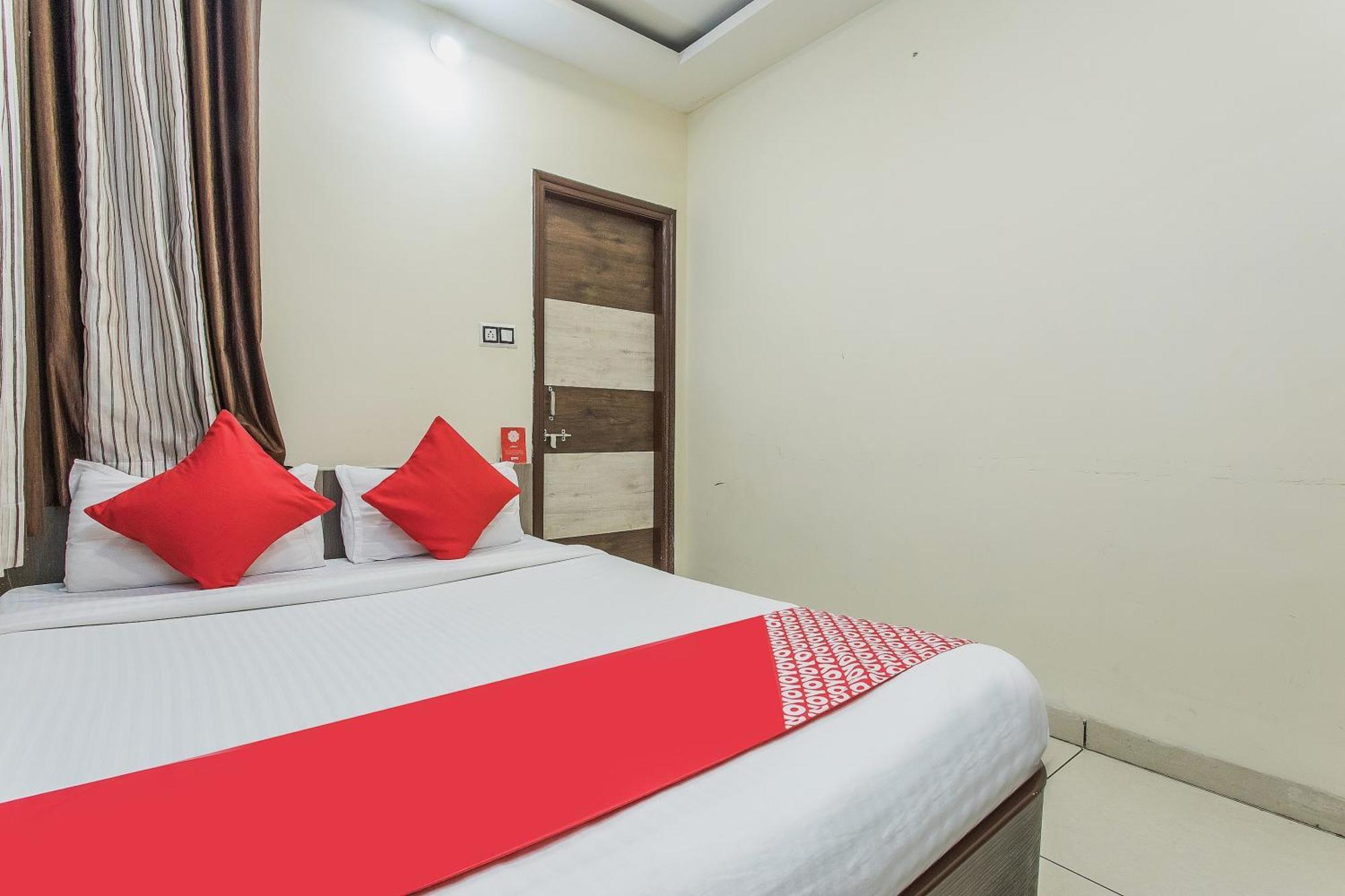 Hotel Mehar Residency Indaur Kültér fotó