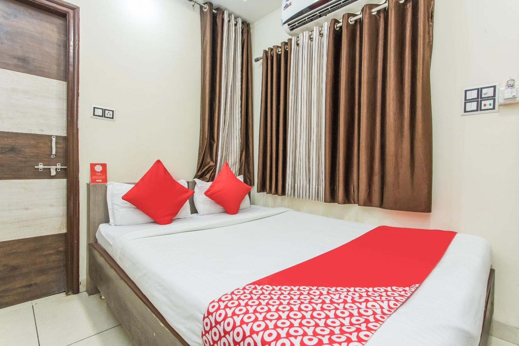 Hotel Mehar Residency Indaur Kültér fotó
