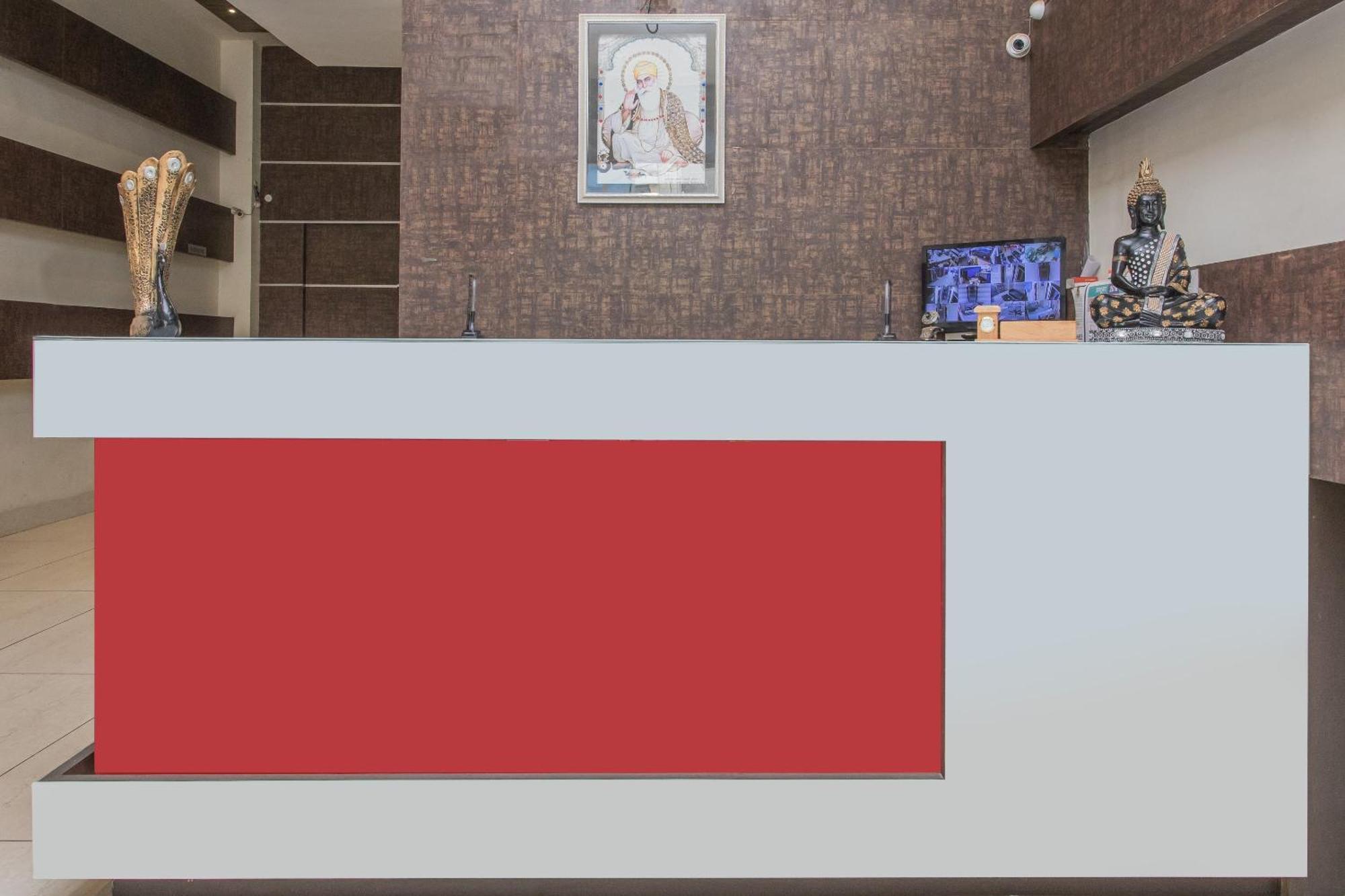 Hotel Mehar Residency Indaur Kültér fotó